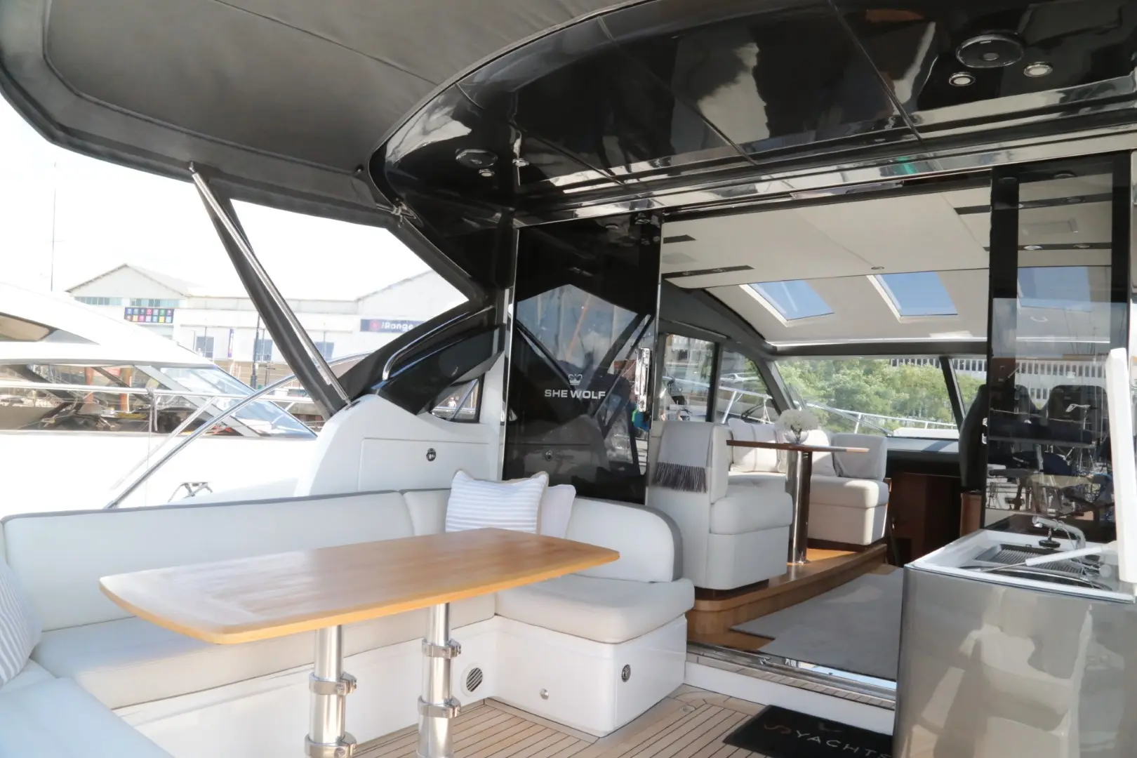 2016 Princess v48