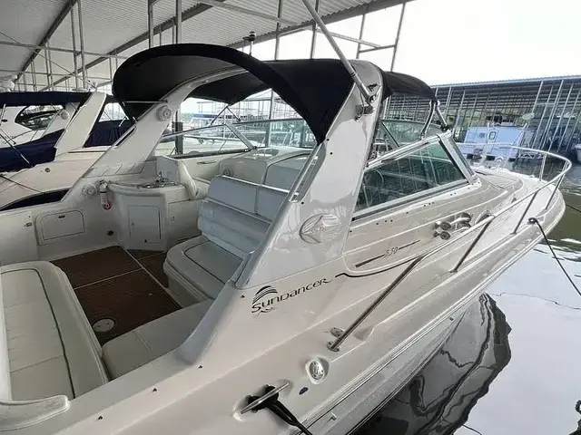 Sea Ray Sundancer 330