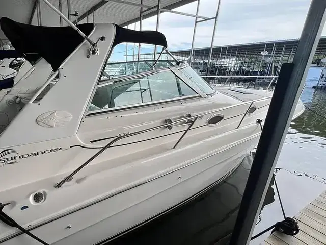 Sea Ray Sundancer 330