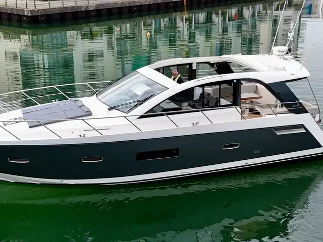 Sealine SC42