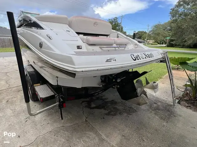 Crownline E4 Xs