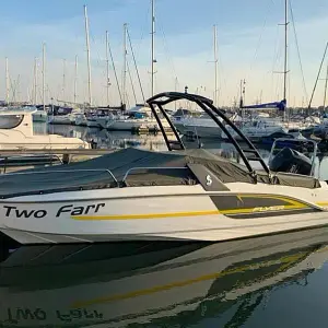 2015 Beneteau Flyer 6.6 Sport Deck