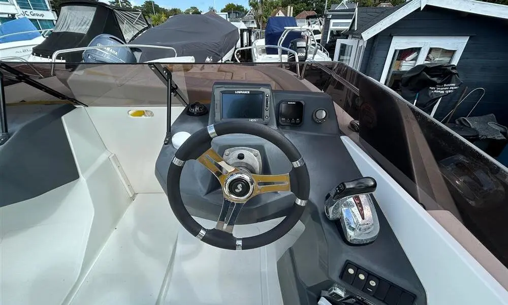 2015 Beneteau flyer 6.6 sport deck