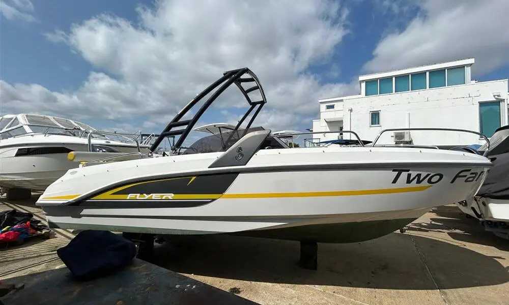 2015 Beneteau flyer 6.6 sport deck