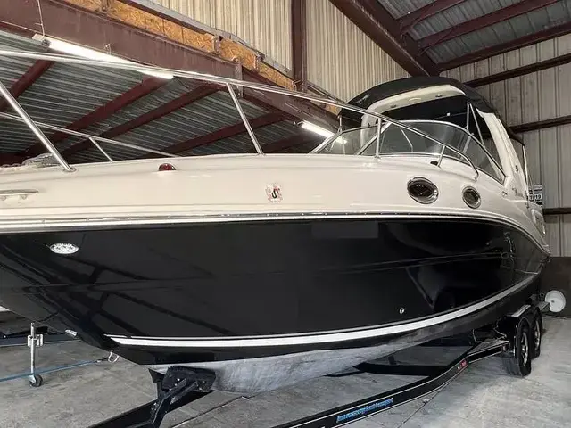 Sea Ray Sundancer 260