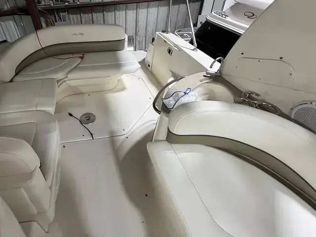 Sea Ray Sundancer 260