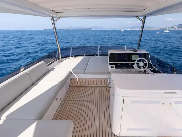 Sunseeker Manhattan 68