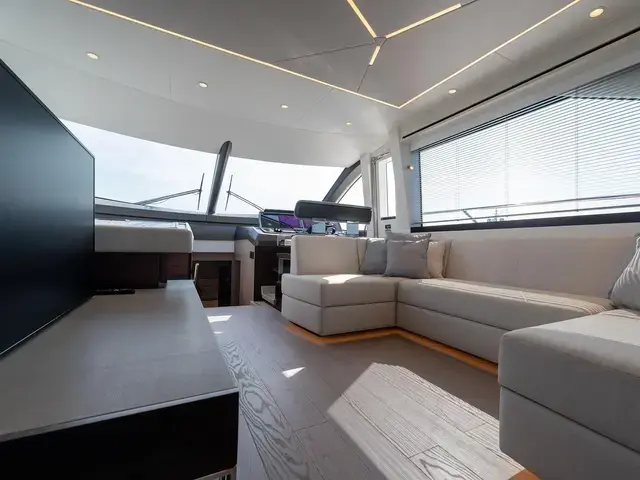 Sunseeker Manhattan 68