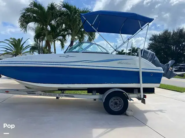 Hurricane Sundeck 187