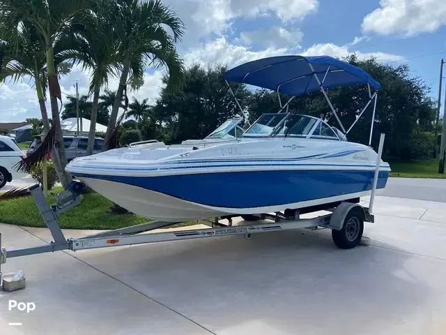 Hurricane Sundeck 187