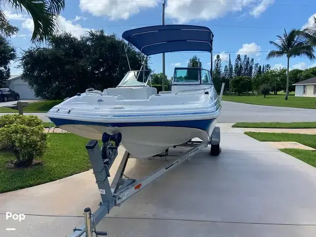 Hurricane Sundeck 187