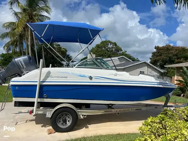 Hurricane Sundeck 187