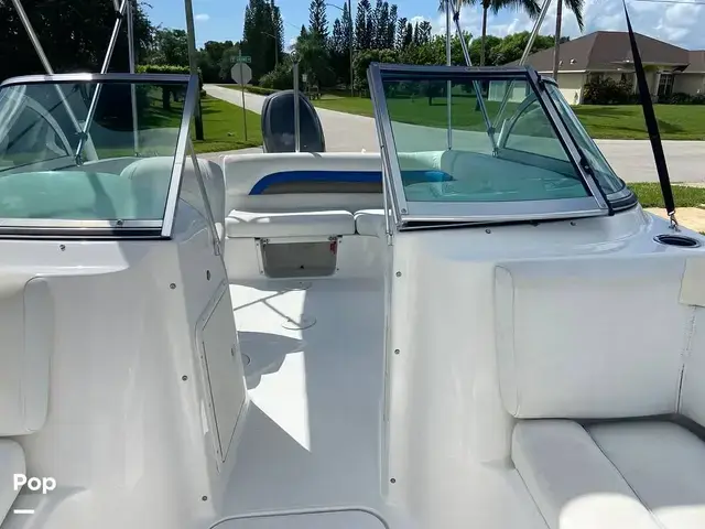 Hurricane Sundeck 187