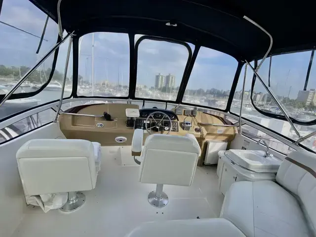 Carver 346 Motor Yacht