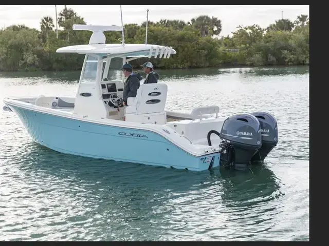 Cobia Boats 240 CC