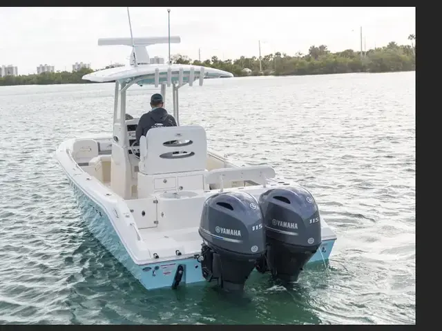 Cobia Boats 240 CC