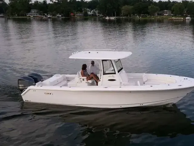 Sea Hunt Boats Gamefish 30 Cc "Coffin Box"