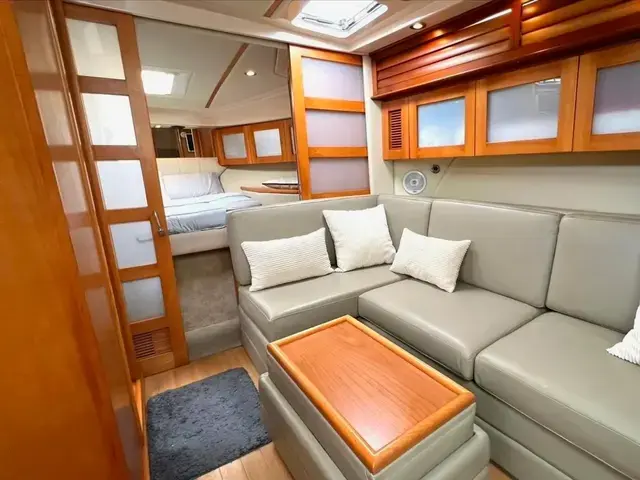 Riviera M400 Sport Cruiser