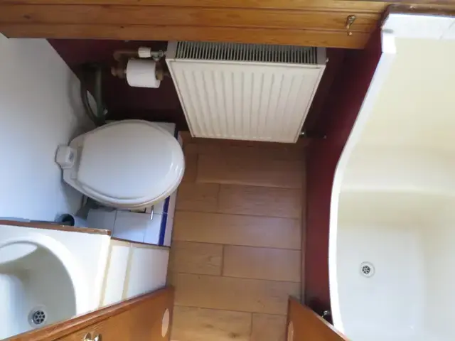 Colecraft Narrowboat