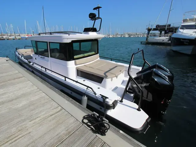 Axopar 28 CABIN