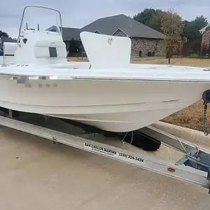 2013 Tidewater 1900 Bay Max