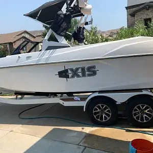 2020 Axis Boats A24