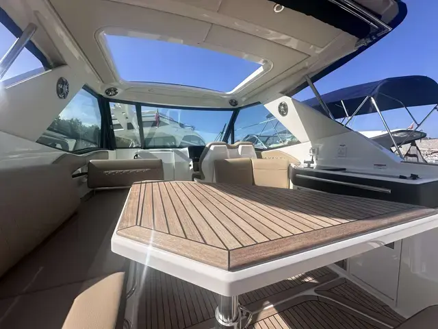 Sea Ray Sundancer 320