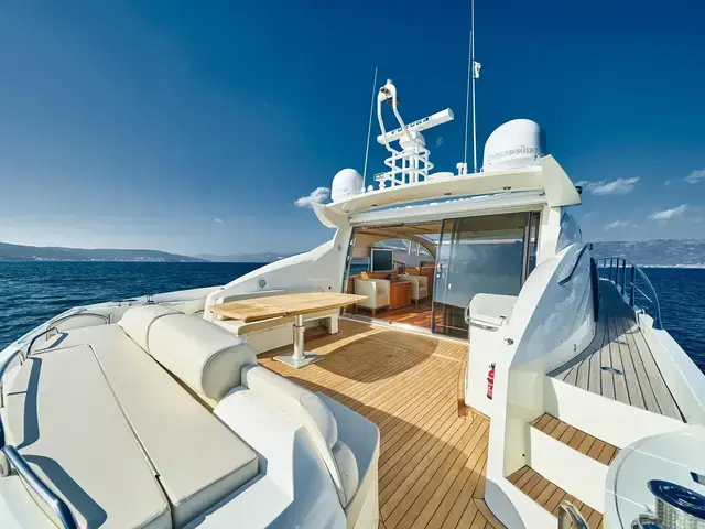 Sunseeker Predator 72