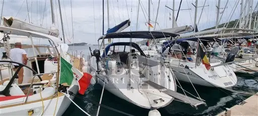 2004 Bavaria 38