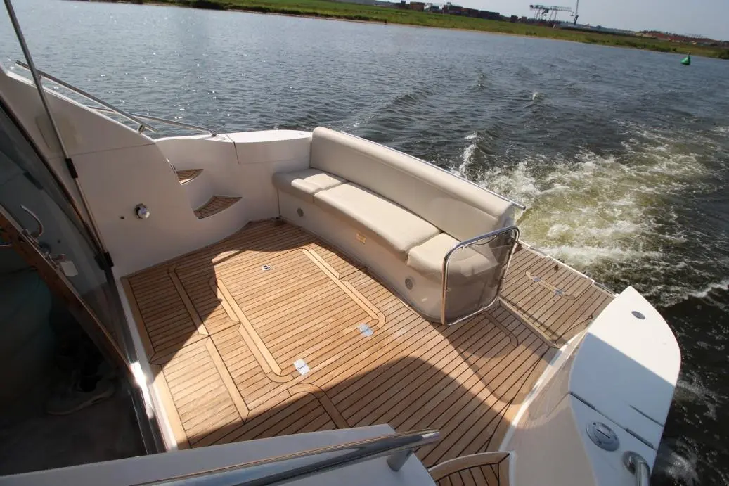 2007 Galeon 390 ht