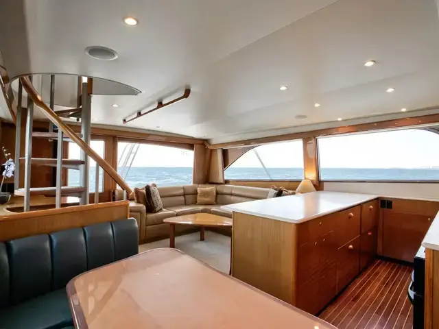 Viking Yachts 61