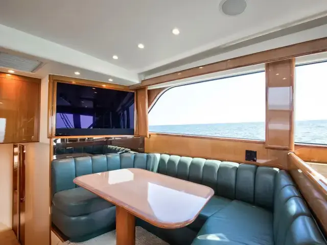 Viking Yachts 61