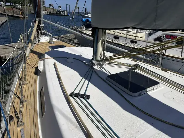 Custom Whiting Yachts 40