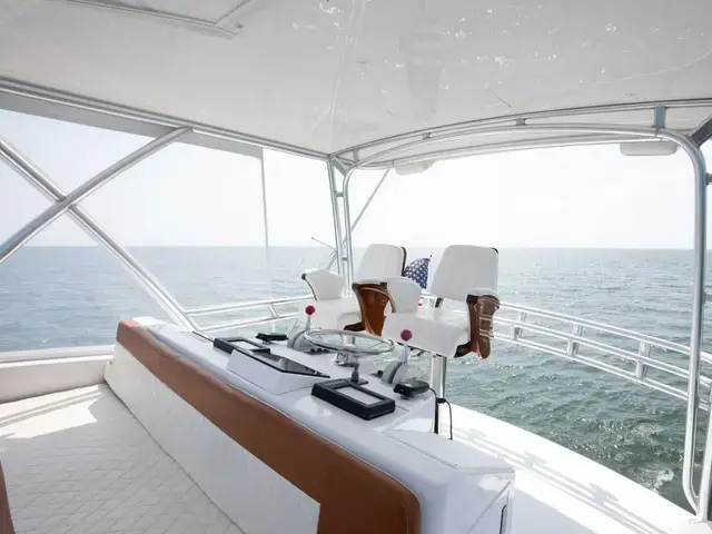 Viking Yachts 61