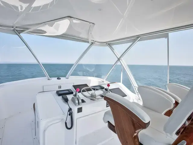 Viking Yachts 61