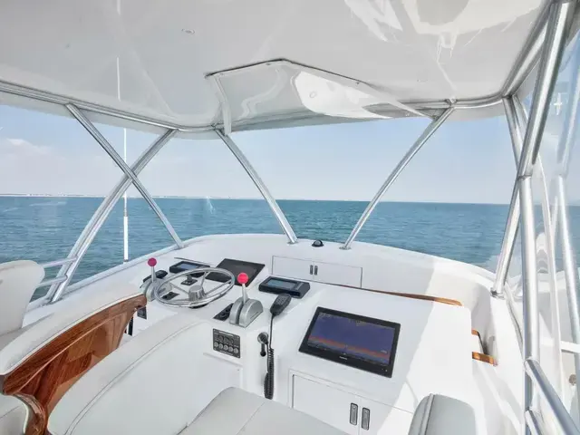 Viking Yachts 61