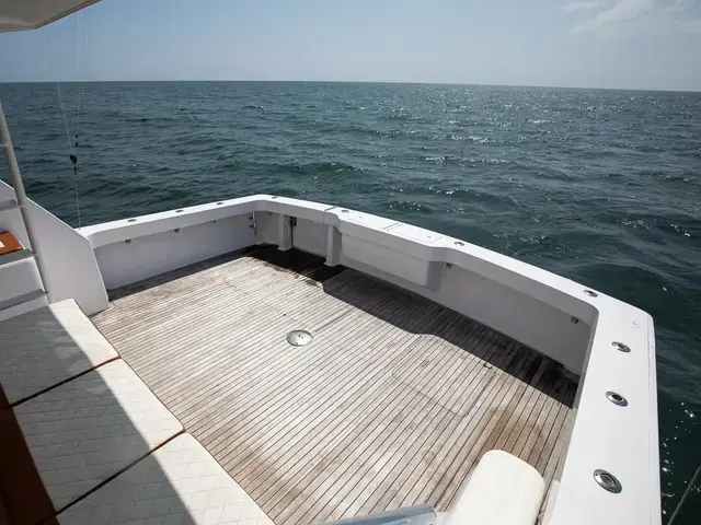 Viking Yachts 61