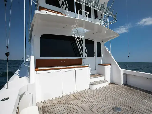 Viking Yachts 61