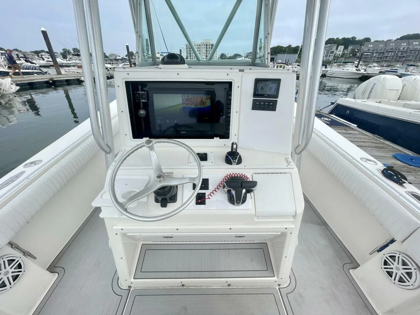 2006 Regulator 32 fs