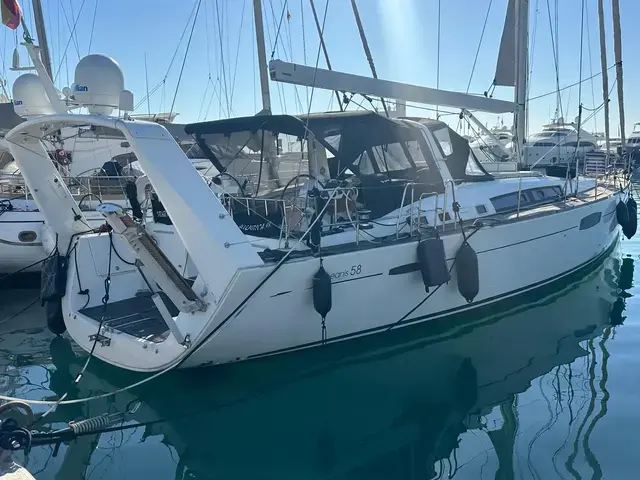 Beneteau Oceanis 58