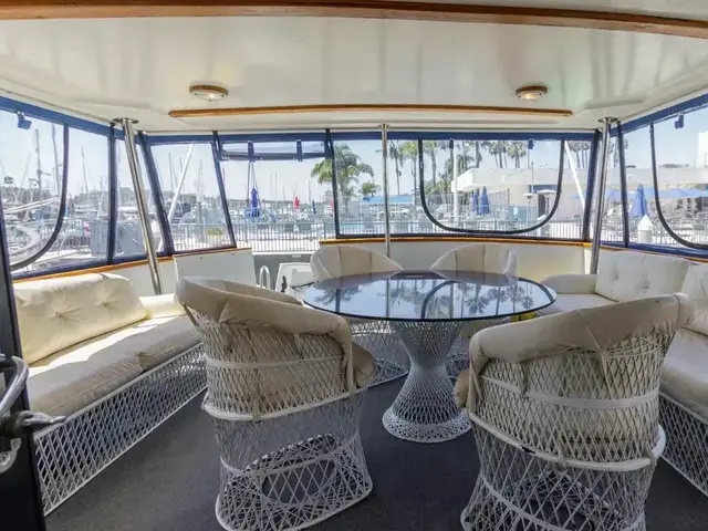 Californian 55 Cockpit Motor Yacht