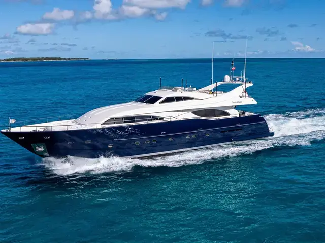 Ferretti Yachts 94'