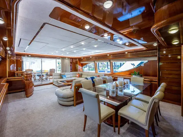 Ferretti Yachts 94'