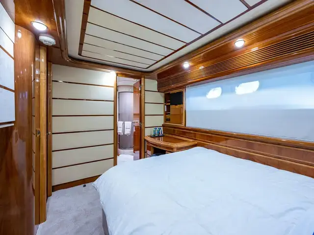 Ferretti Yachts 94'