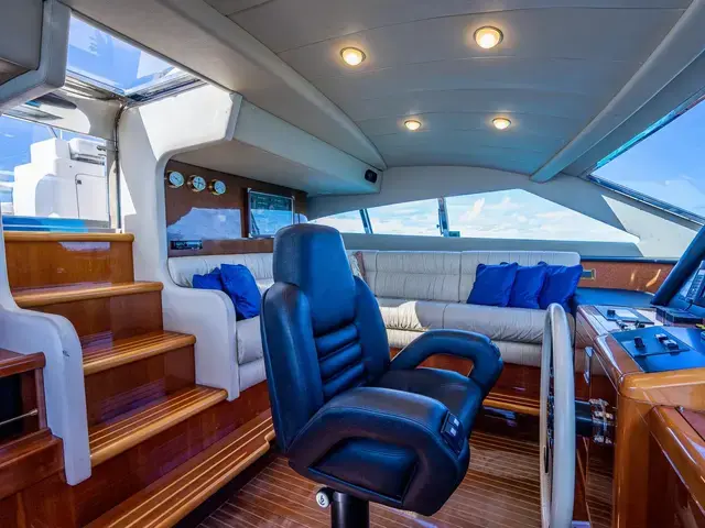 Ferretti Yachts 94'