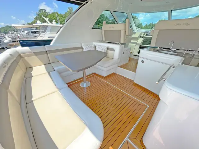 Sea Ray 45'