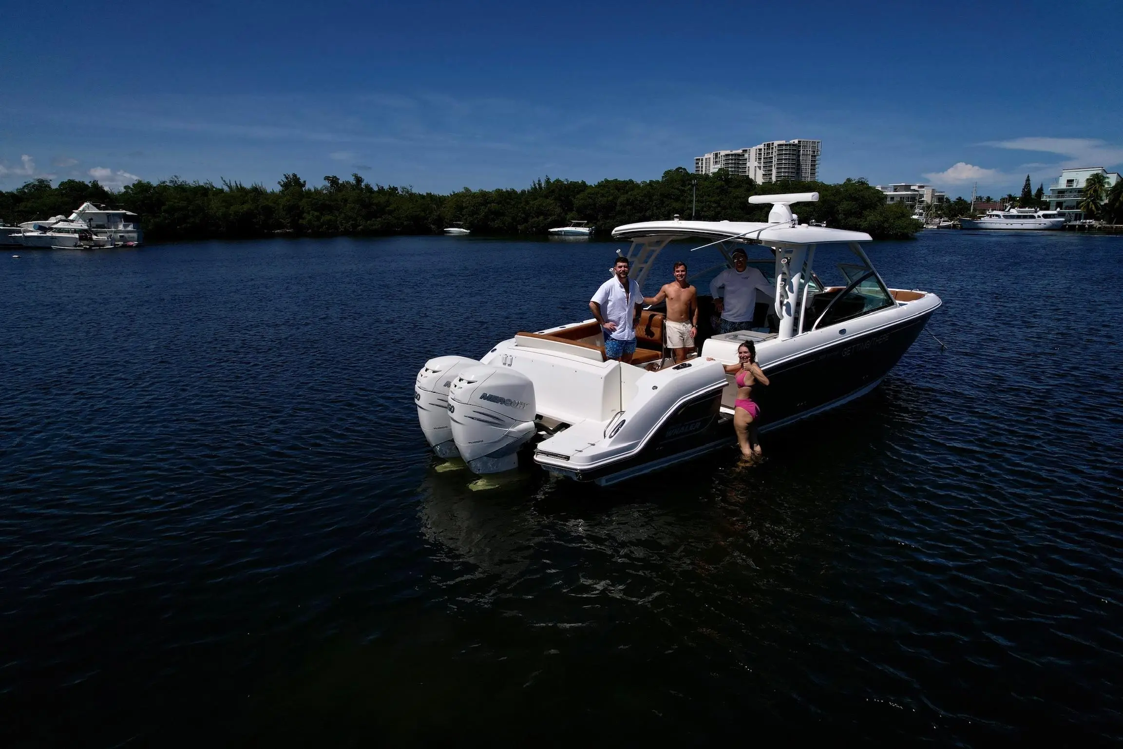 2017 Boston Whaler 32