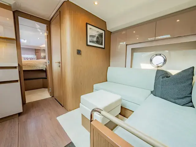 Beneteau 50'