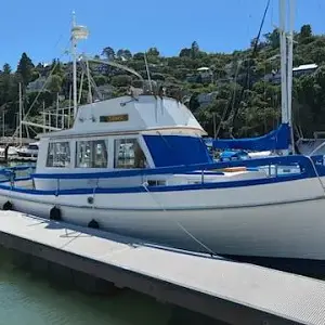 1982 Grand Banks 32'