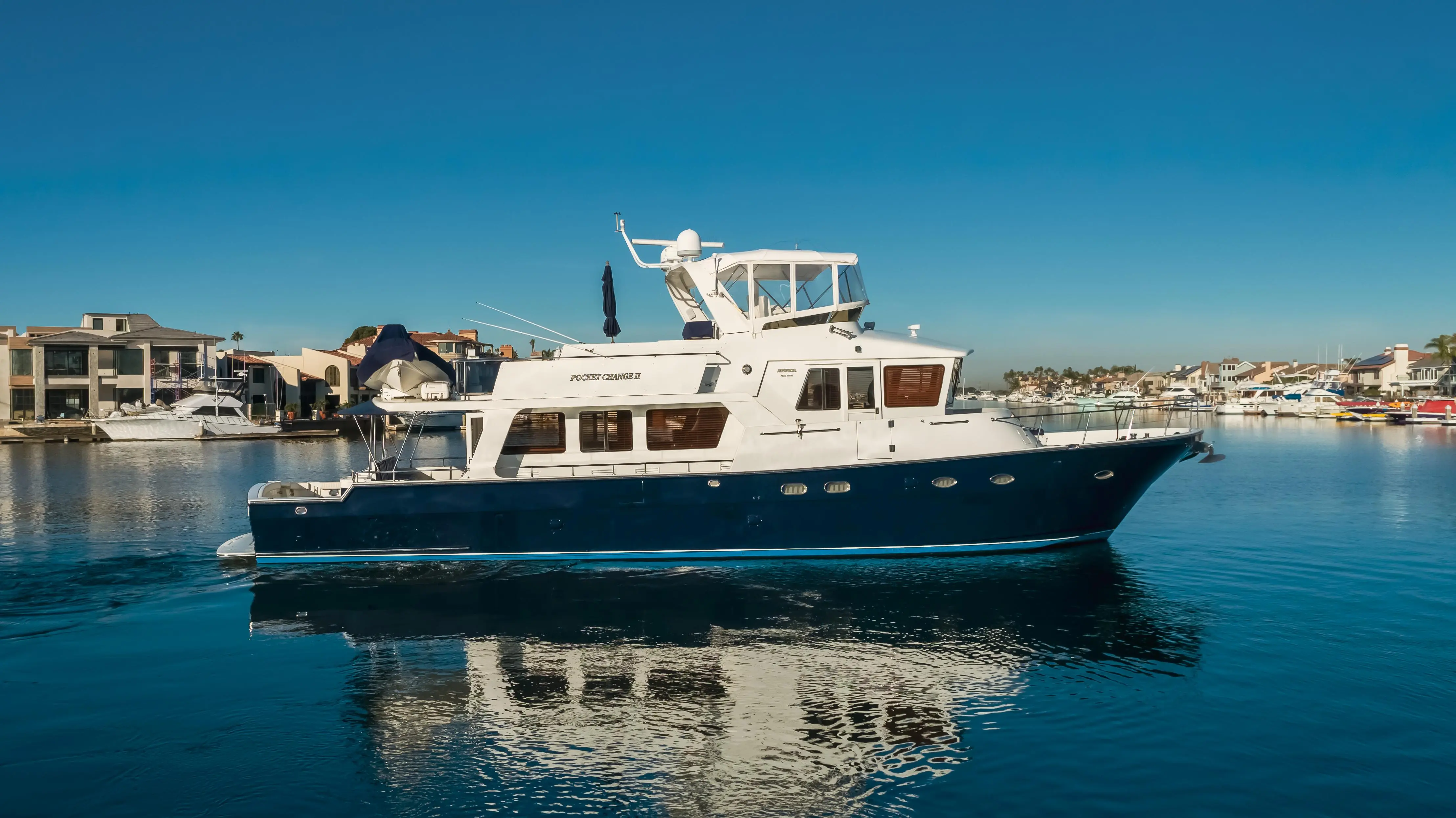 2004 Jefferson 64'